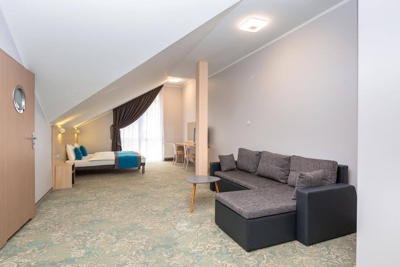 Hotel Vela Tczew Extérieur photo